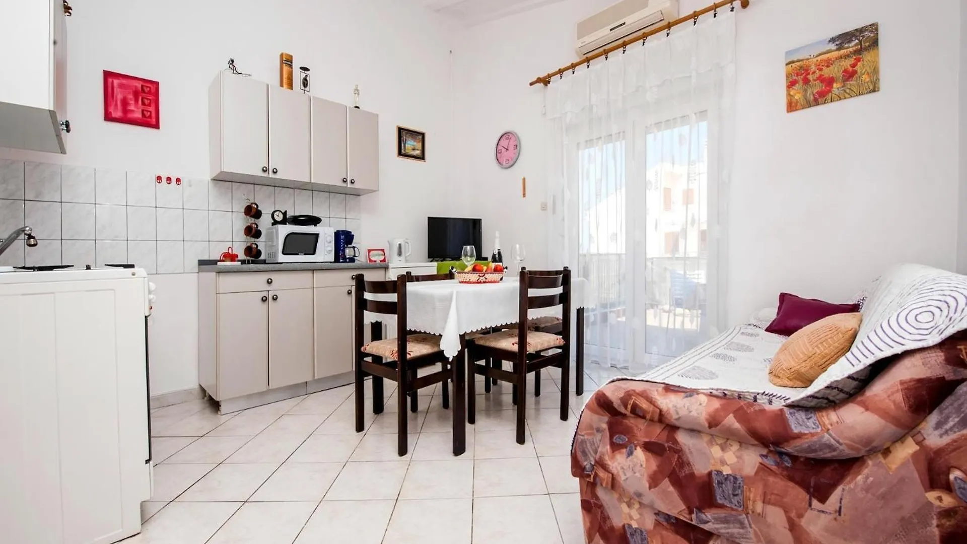 Nice Apartment Near The City Center Rovinj