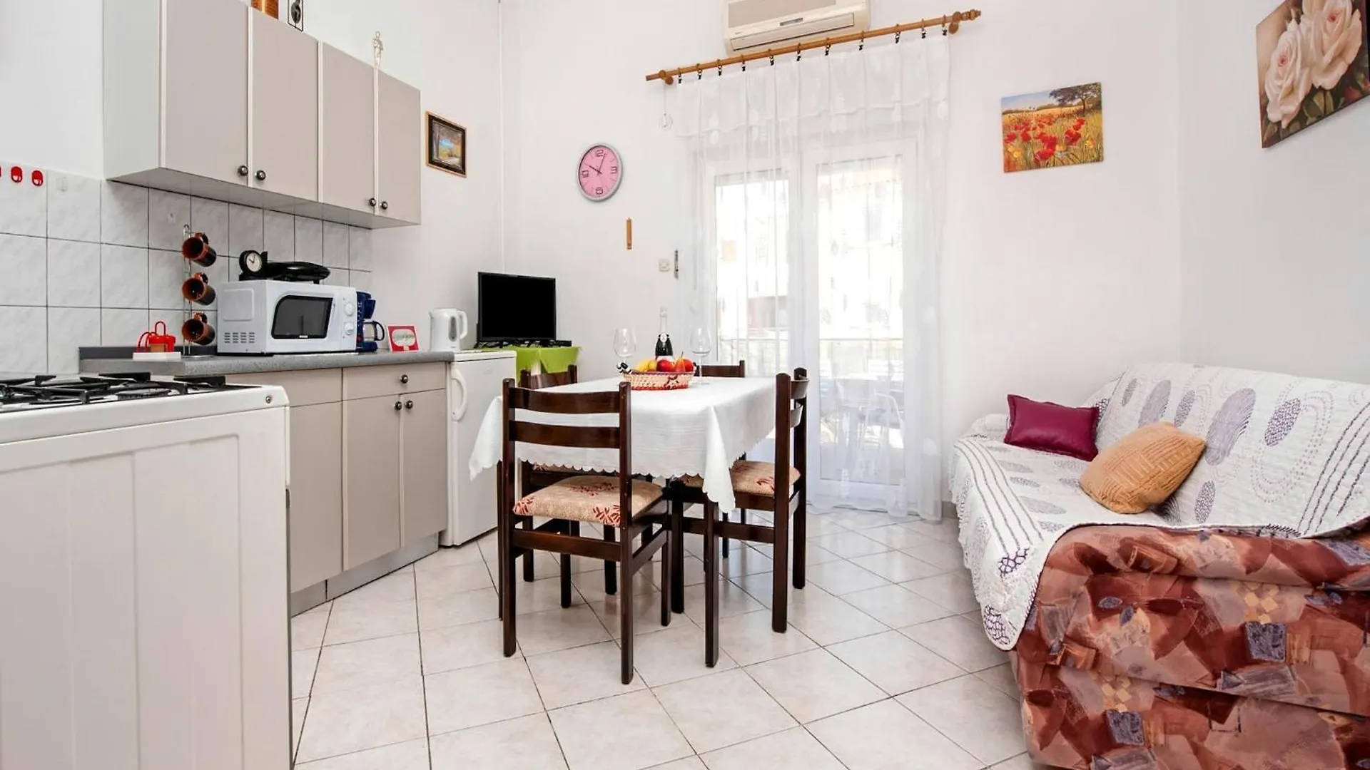 Nice Apartment Near The City Center Rovinj